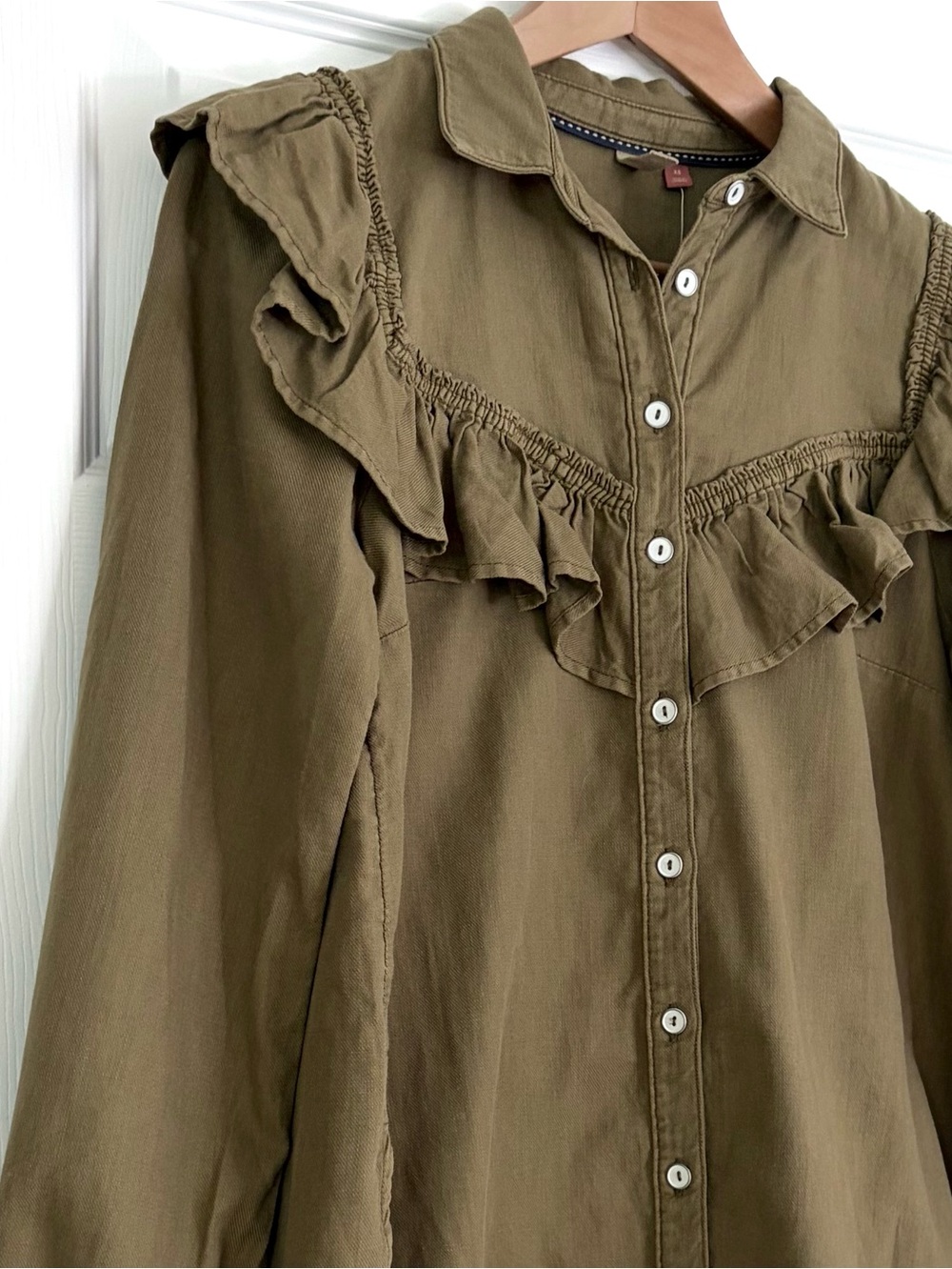 NWT Anthropologie Pilcro Ruffle Twill Button Down Blouse Size XS - Picture 5 of 6